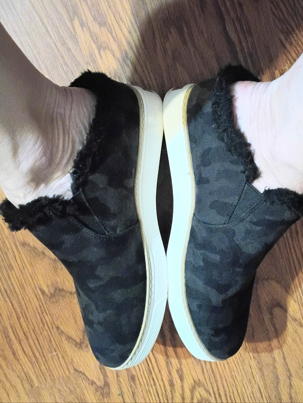 Dr. Scholl's Black Camo Faux-Fur Slip-On Mules